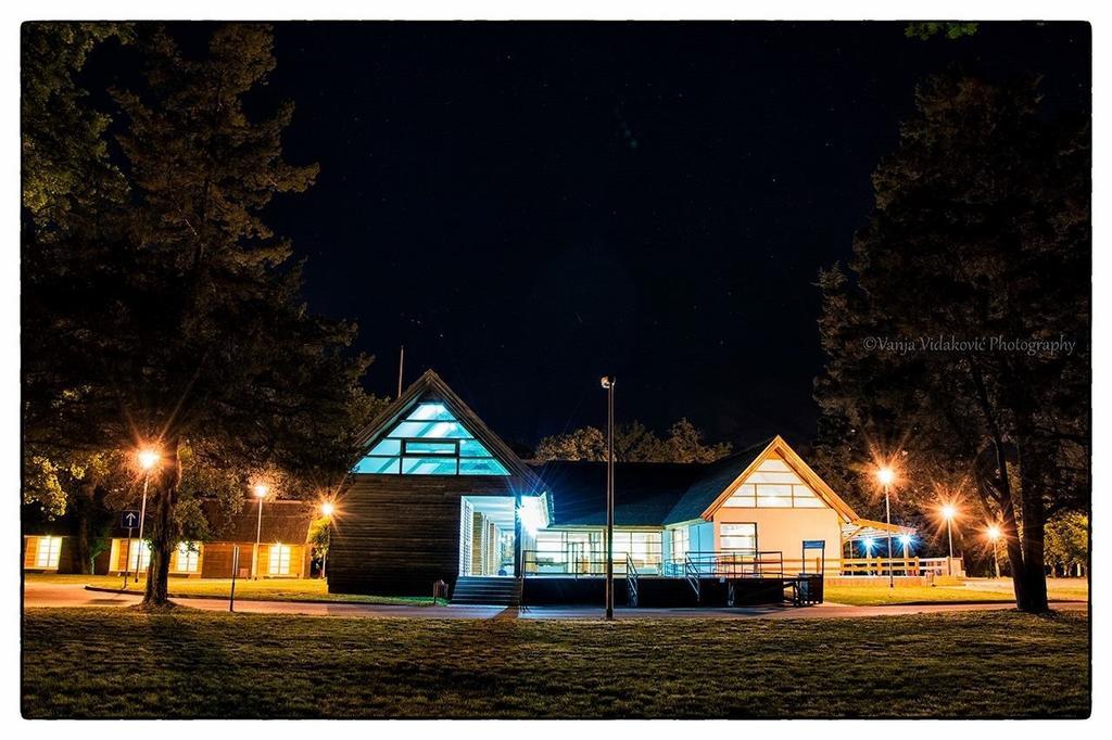 Vukovarska Kuca Hotel Bagian luar foto